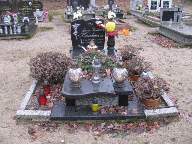 Grób Maria Kisielewicz